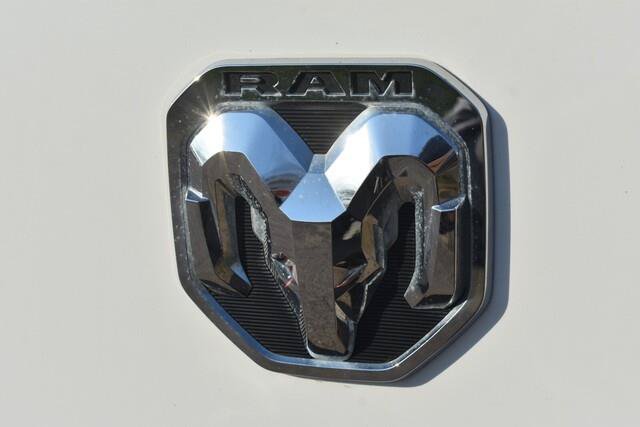 Used 2025 RAM ProMaster 2500 w/ Convenience Group FWD image 19
