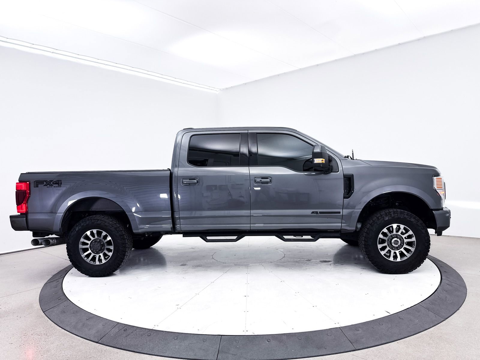 Used 2022 Ford F250 Lariat w/ Lariat Ultimate Package image 36