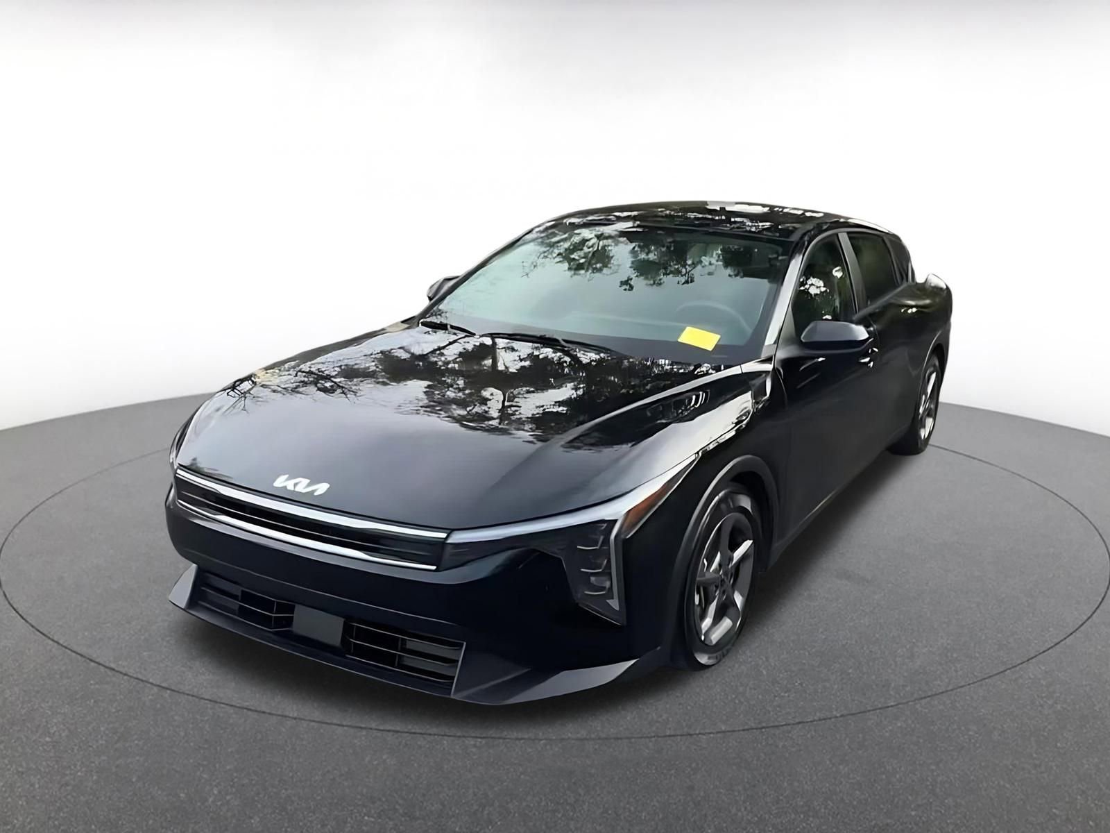 Used 2025 Kia K4 LXS image 7