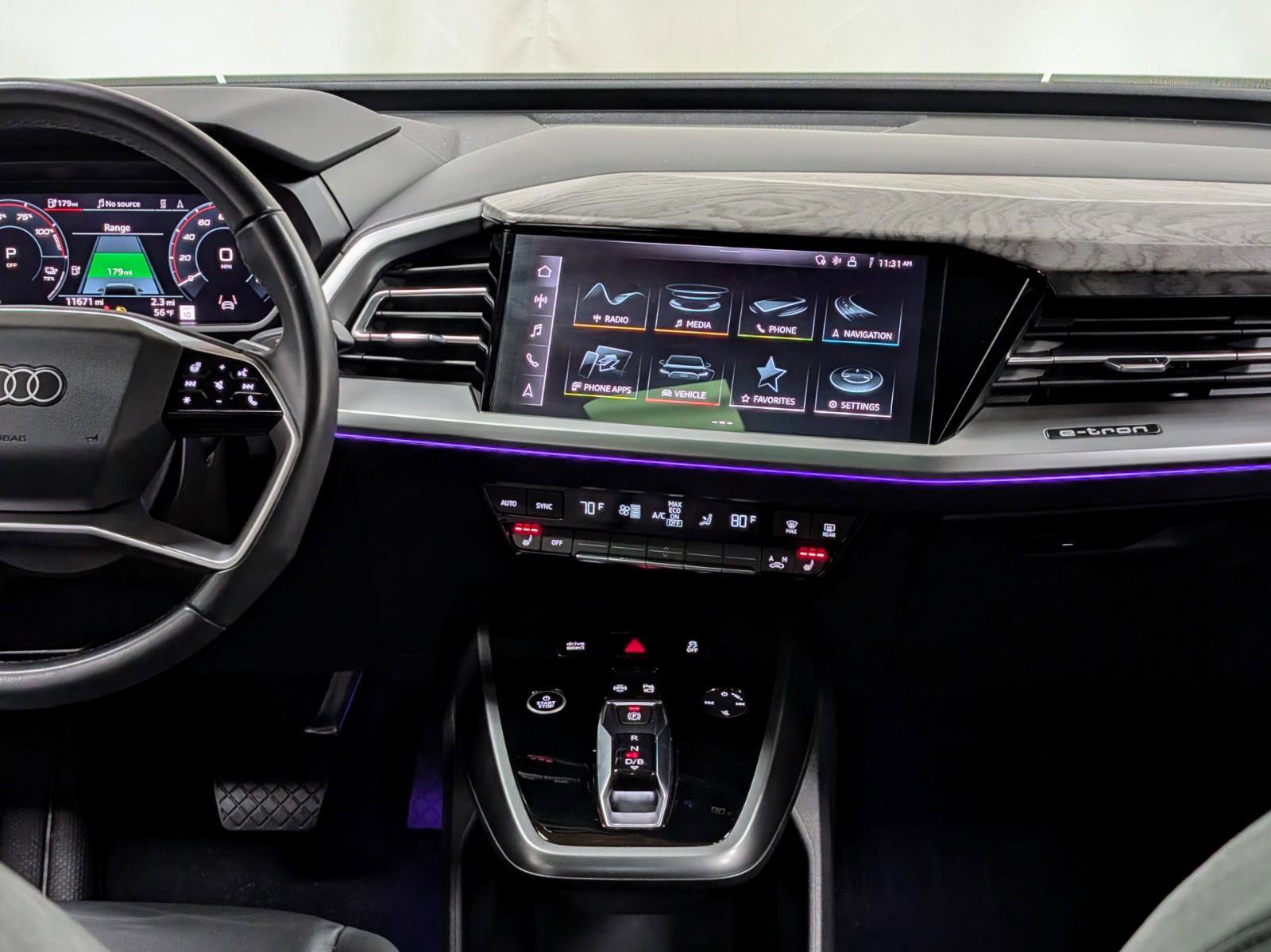 Used 2024 Audi Q4 e-tron Premium Plus image 27