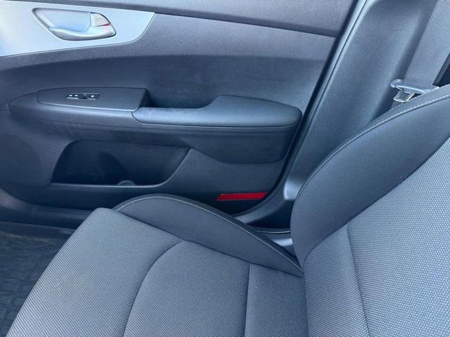 Used 2023 Kia Forte LXS w/ LXS Technology Package image 25