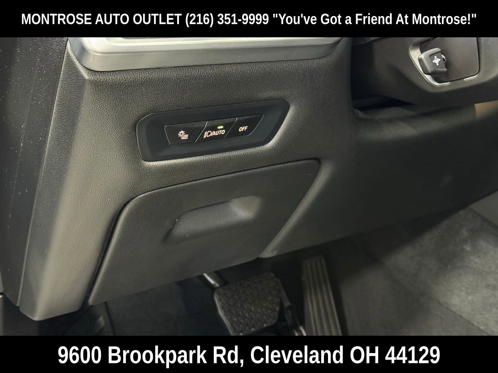 Used 2024 BMW X5 xDrive40i w/ Premium Package image 17