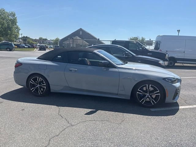 Certified 2022 BMW M440i Convertible RWD image 5