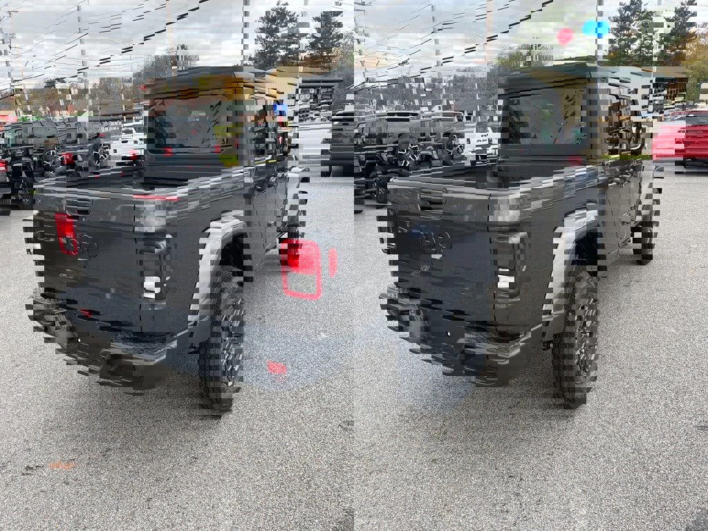 New 2026 Jeep Gladiator Sport image 7