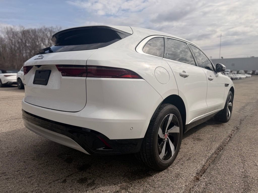 Used 2021 Jaguar F-PACE S image 6