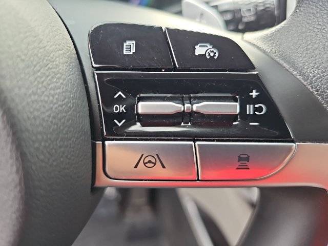 Used 2024 Hyundai Tucson Blue AWD/4WD image 15