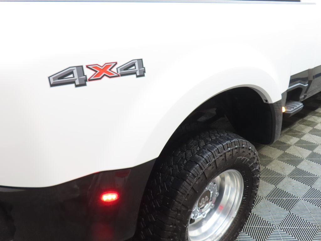 Used 2024 Ford F350 King Ranch image 37
