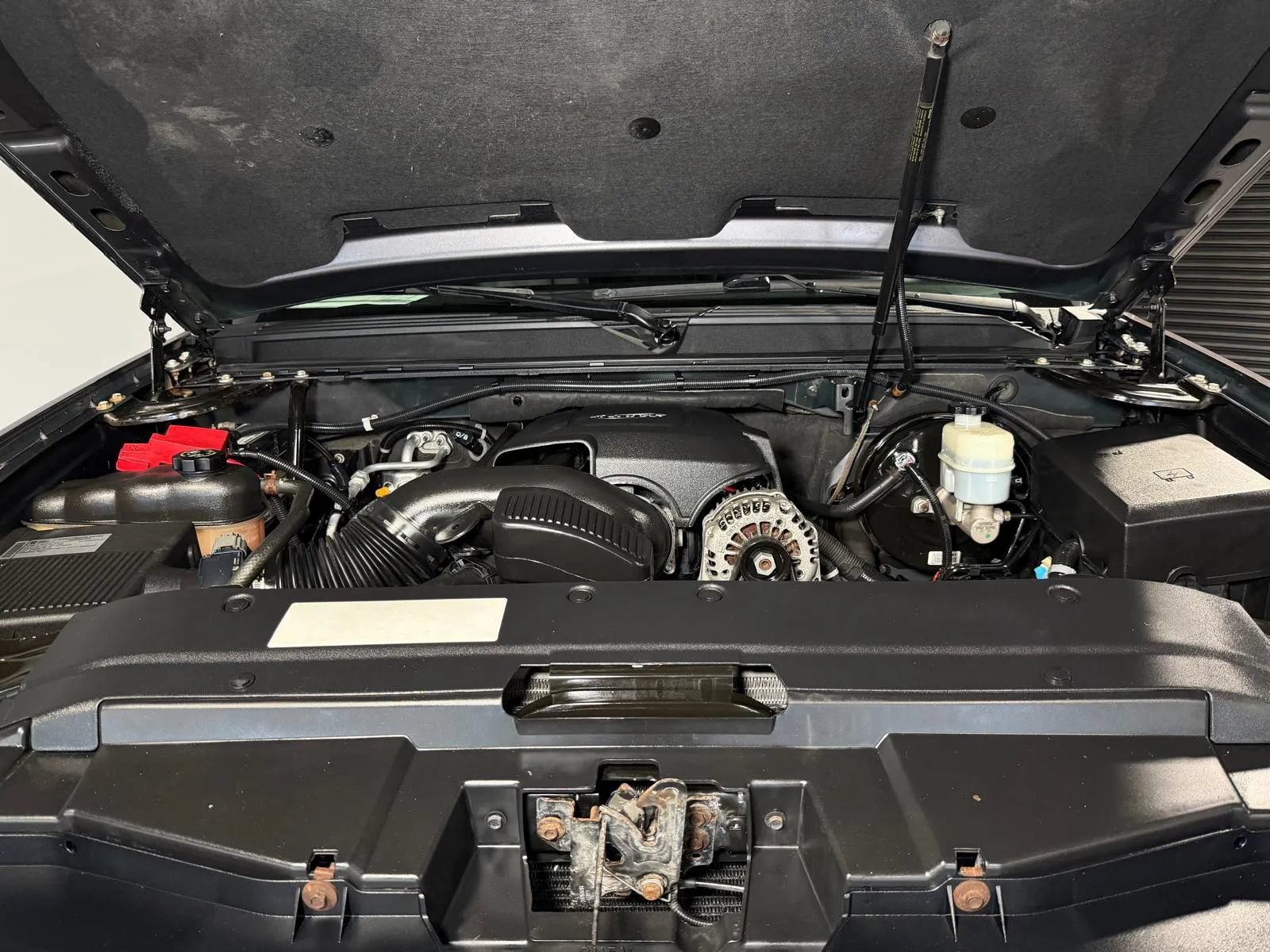 Used 2010 Chevrolet Avalanche LT w/ Luxury Package RWD image 8