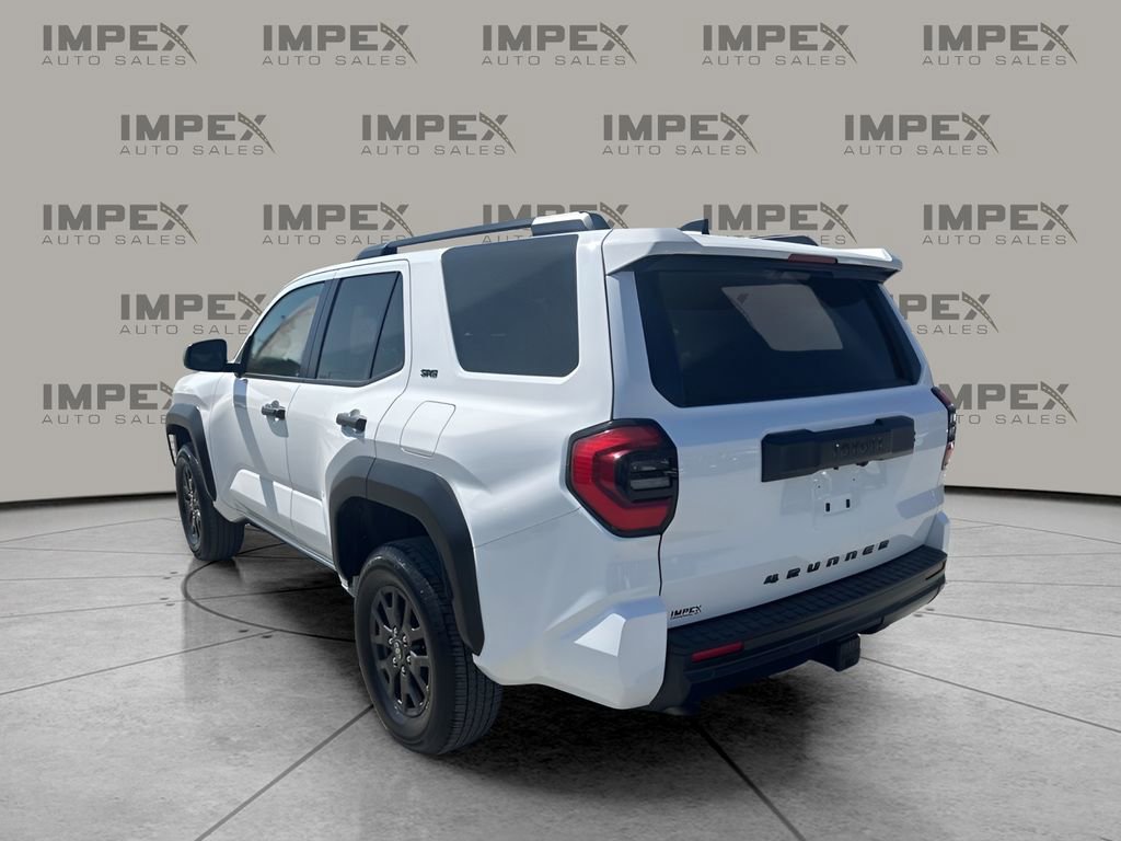 Used 2025 Toyota 4Runner SR5 image 3