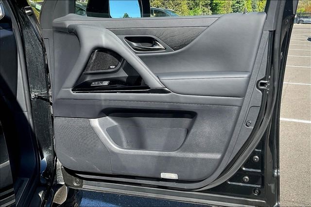 Used 2025 Lexus LX 700h Overtrail w/ Accessory Package (Z1) AWD/4WD image 29
