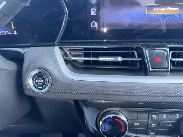 Used 2025 Chevrolet TrailBlazer LT image 40