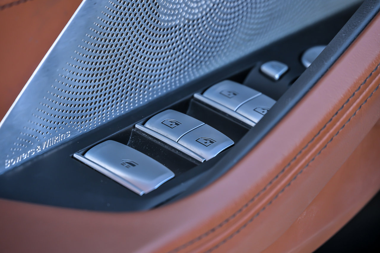 Used 2024 BMW M850i xDrive Convertible AWD/4WD image 29