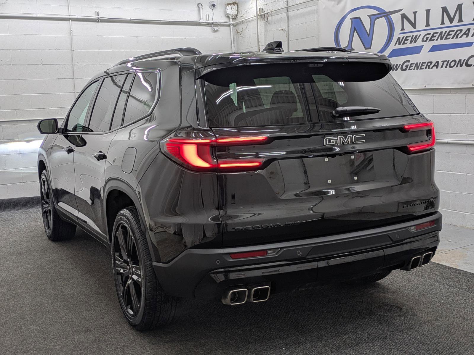 New 2026 GMC Acadia Elevation w/ Black Edition image 33