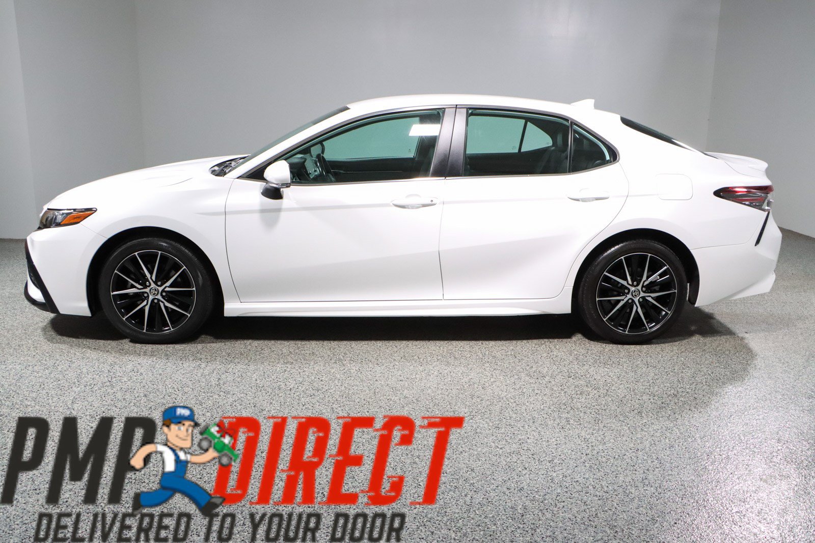 Used 2022 Toyota Camry SE FWD image 10