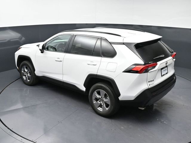 Used 2022 Toyota RAV4 XLE w/ Convenience Package image 31