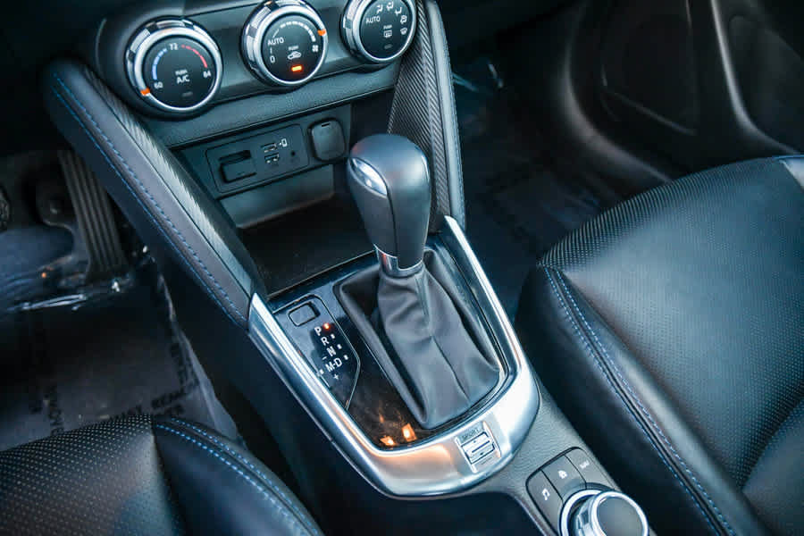 Certified 2020 Toyota Yaris XLE FWD image 19