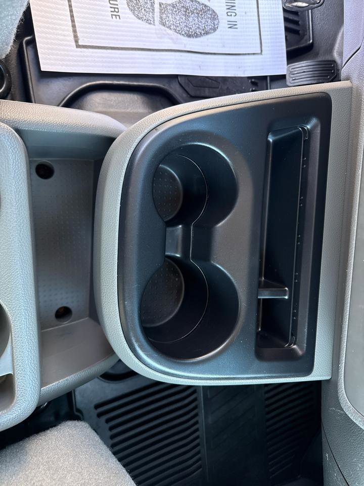 Used 2016 Nissan NV 2500 SV image 19