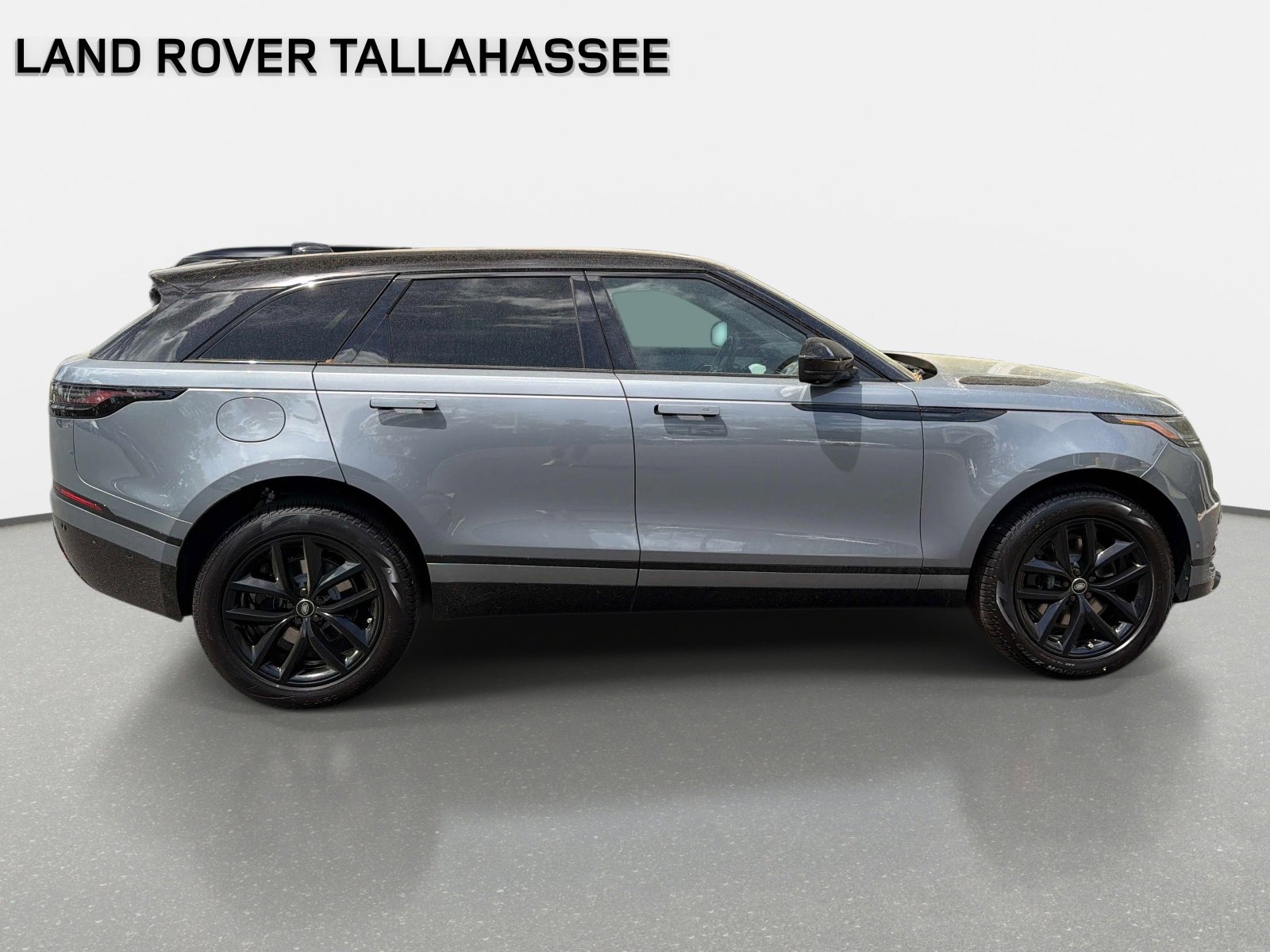 New 2026 Land Rover Range Rover Velar Dynamic SE image 4