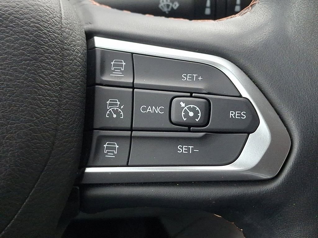 Used 2022 Jeep Compass Limited image 22