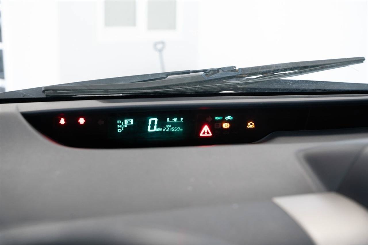 Used 2006 Toyota Prius FWD image 12