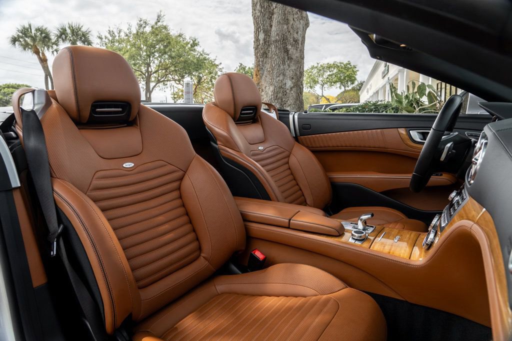 Used 2016 Mercedes-Benz SL 550 image 25