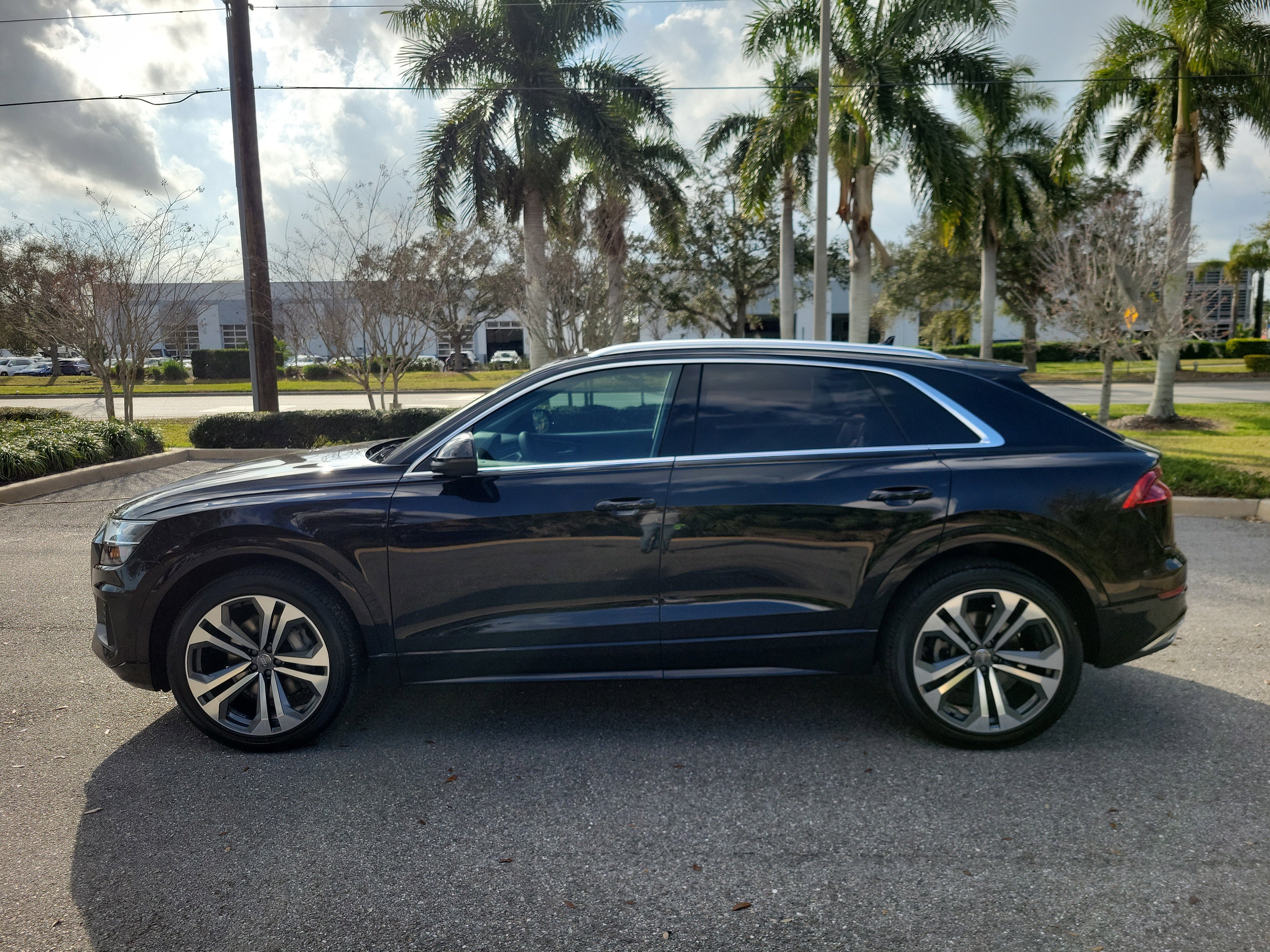 Used 2021 Audi Q8 Prestige image 7