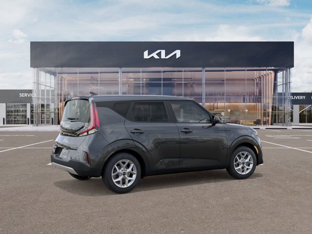 New 2025 Kia Soul LX w/ LX Technology Package FWD image 9