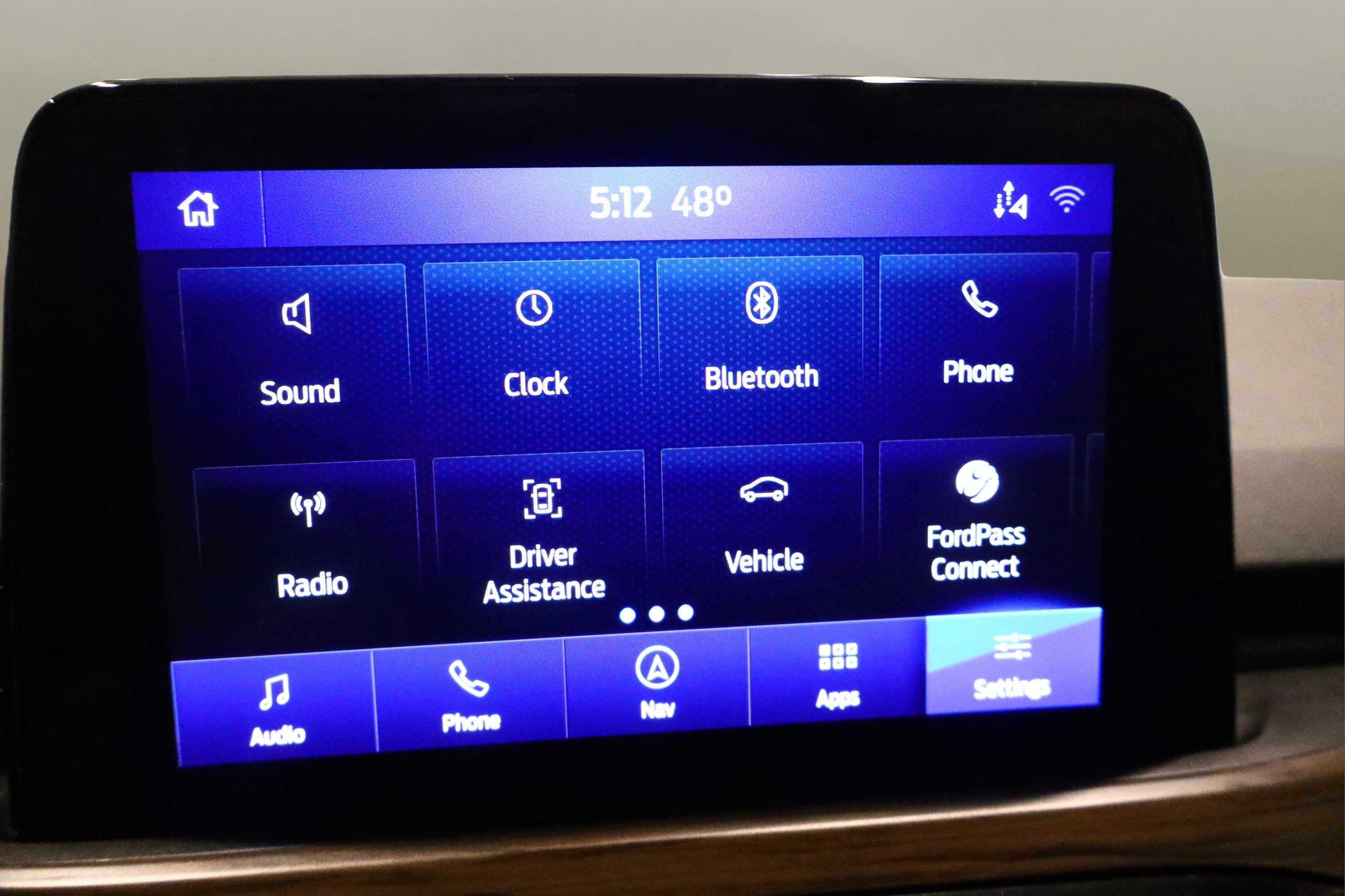 Used 2020 Ford Escape Titanium image 30