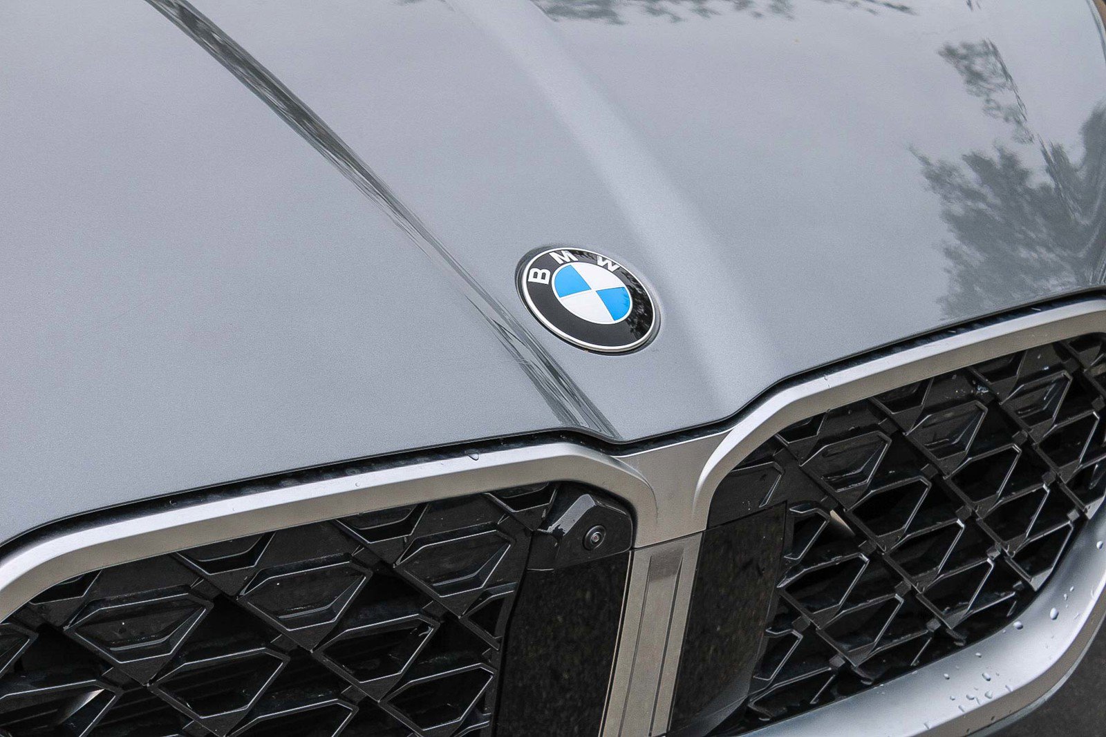 Used 2025 BMW X2 xDrive28i image 9