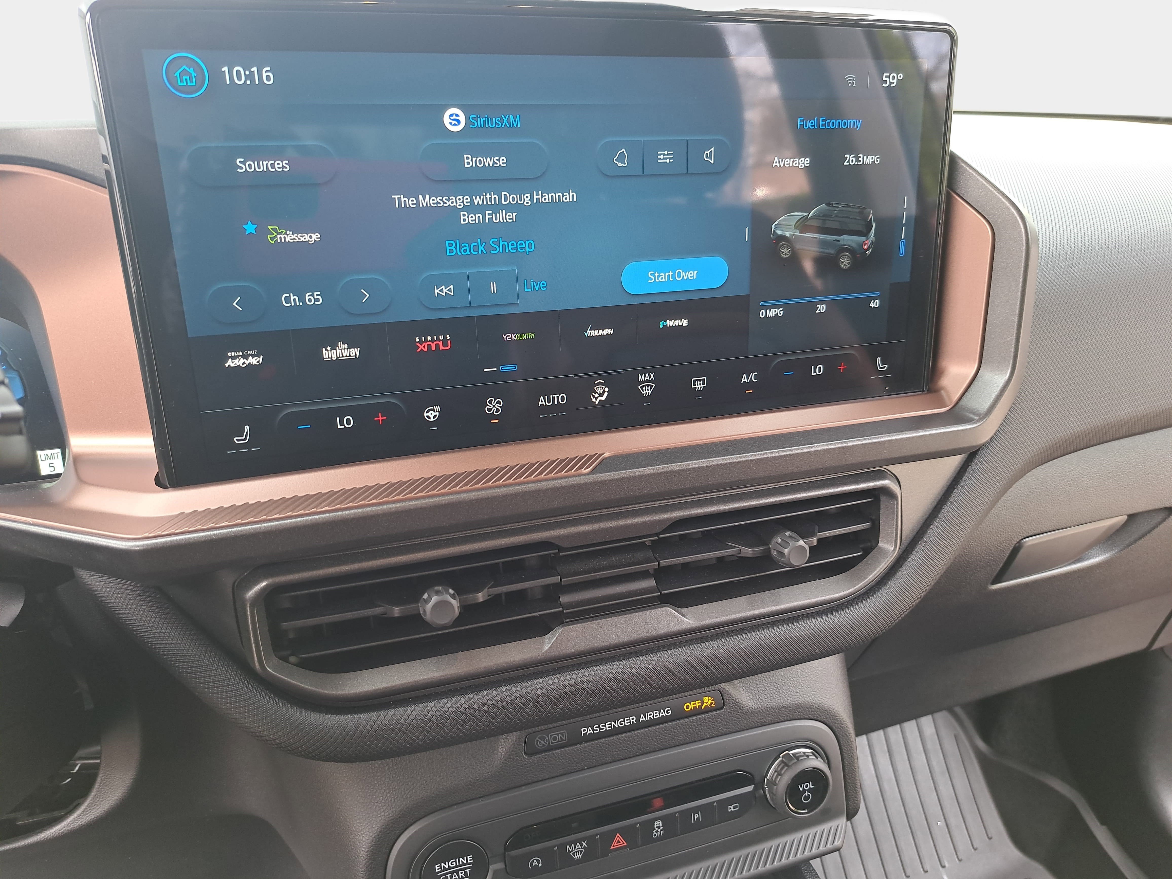 Used 2025 Ford Bronco Sport Outer Banks w/ Outer Banks Tech Package+ image 19