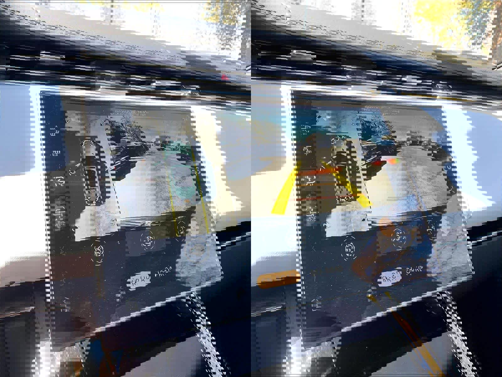 Used 2025 Land Rover Range Rover Sport S image 23