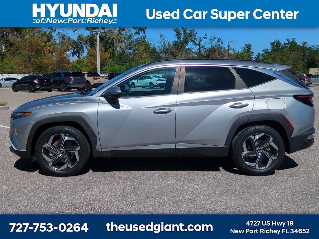 Used 2022 Hyundai Tucson SEL w/ Convenience Package FWD image 2
