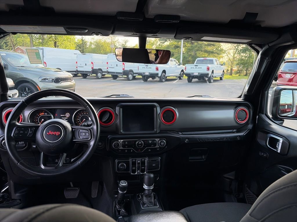Used 2022 Jeep Wrangler Unlimited Sport AWD/4WD image 16