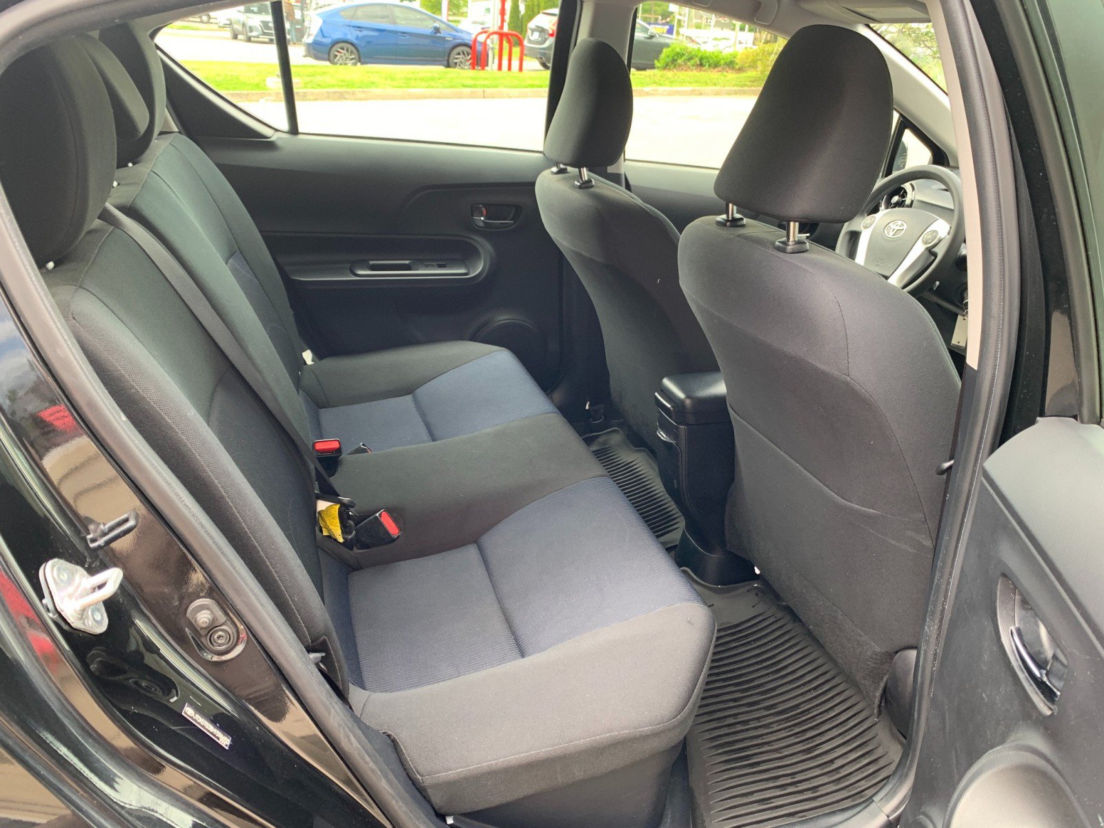 Used 2017 Toyota Prius C Two FWD image 29