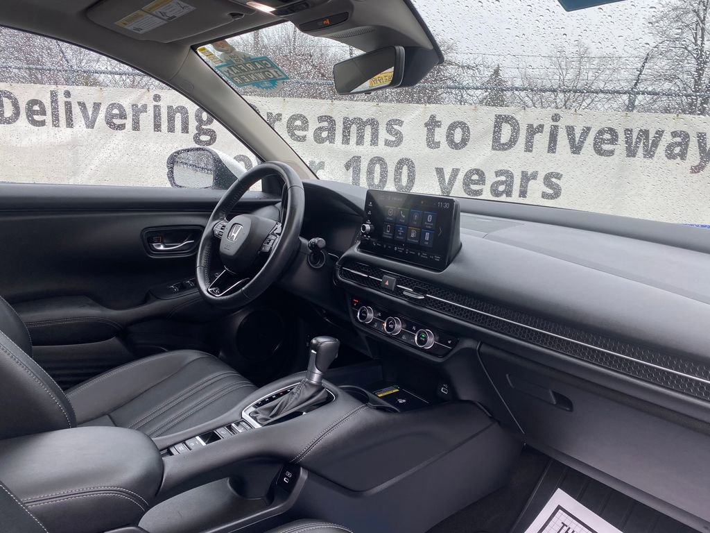 Used 2024 Honda HR-V EX-L image 18