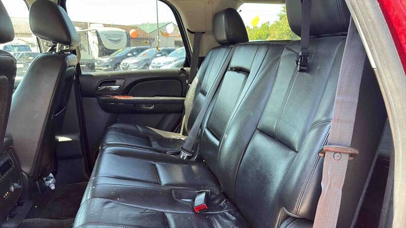 Used 2013 Chevrolet Tahoe LT image 12