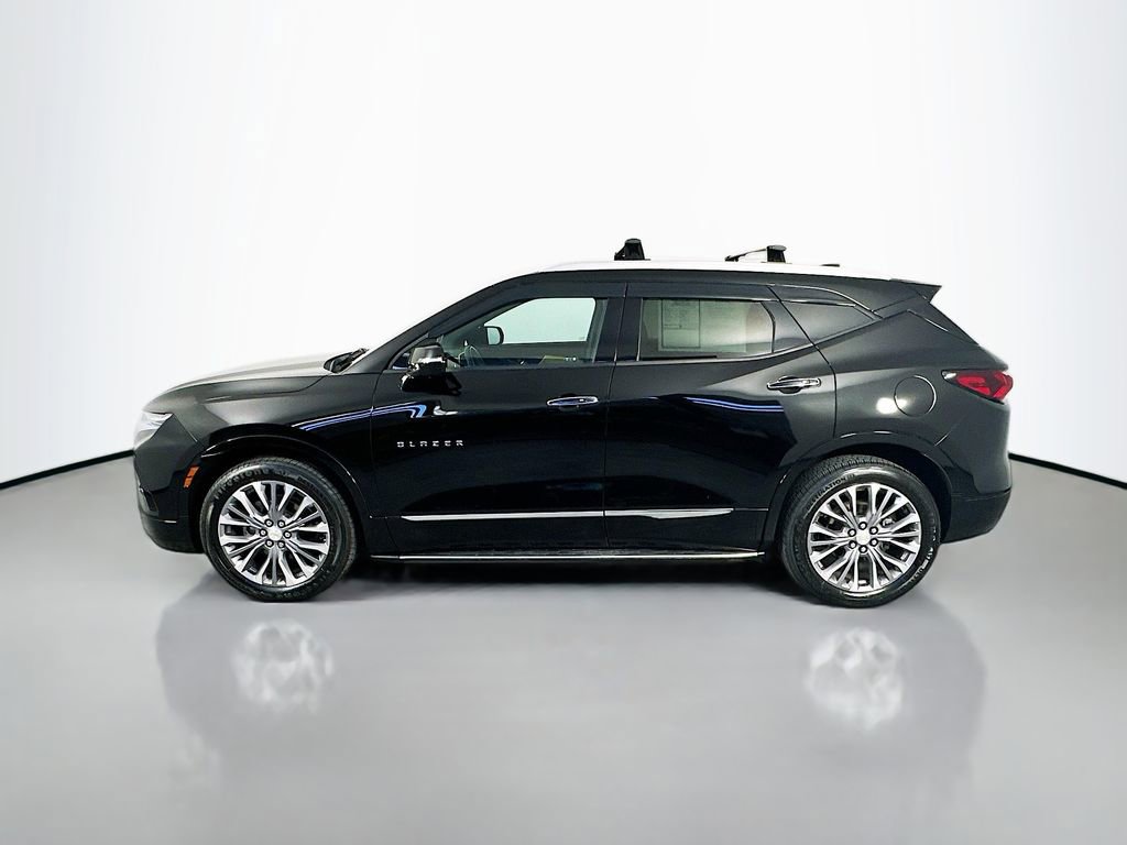 Used 2019 Chevrolet Blazer Premier w/ Driver Confidence II Package AWD/4WD image 4