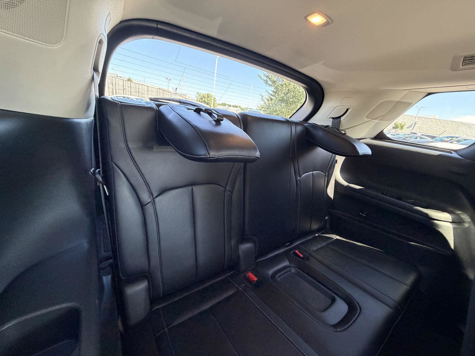 Used 2023 INFINITI QX60 Luxe w/ Cargo Package AWD/4WD image 14