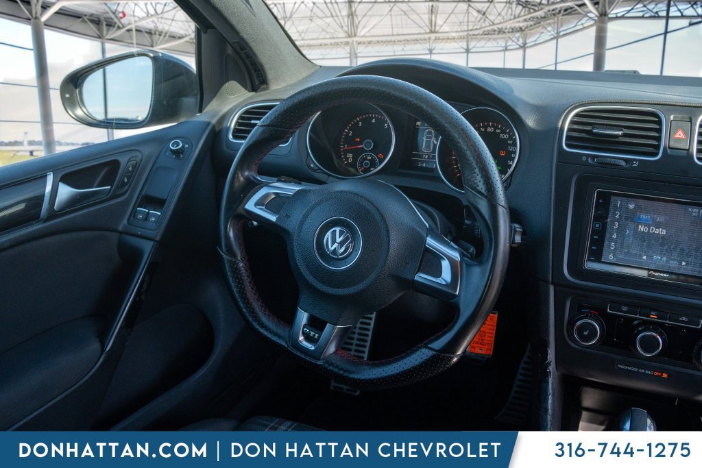 Used 2011 Volkswagen GTI 2-Door FWD image 5