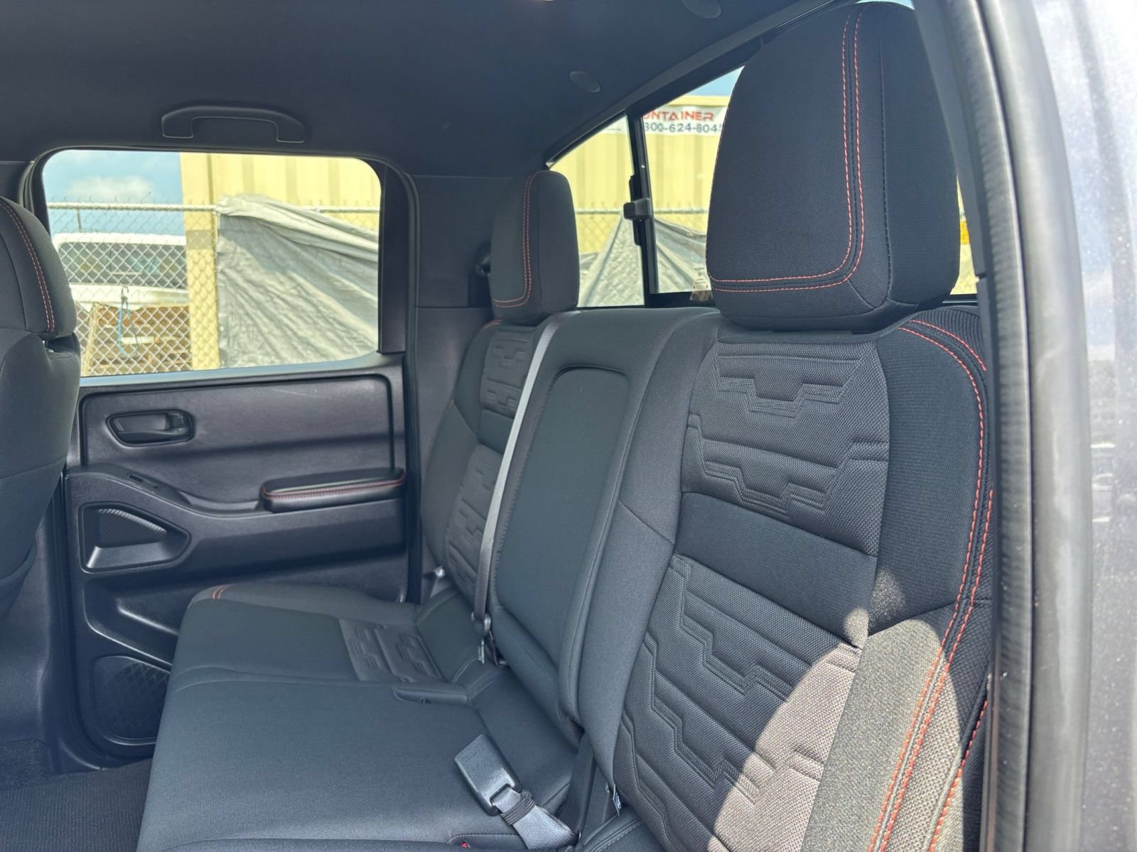 Used 2026 Nissan Frontier PRO-4X AWD/4WD image 26