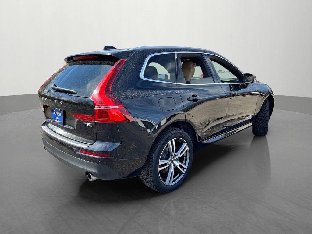 Used 2020 Volvo XC60 T5 Momentum w/ Protection Package Premier image 3