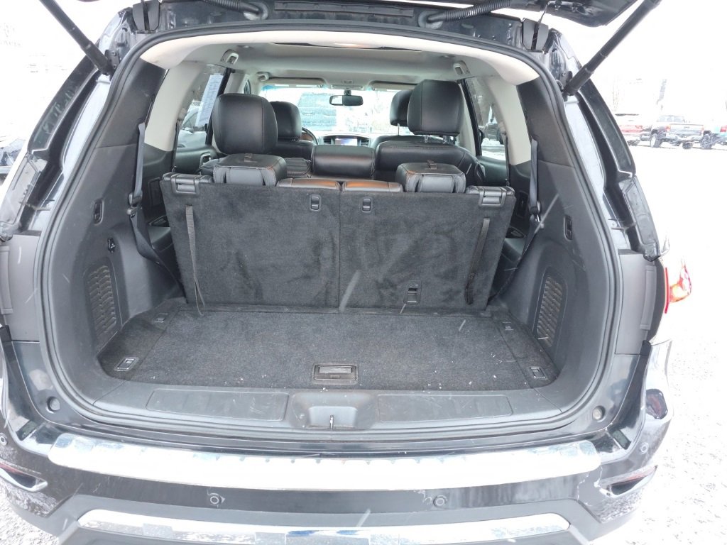 Used 2015 Nissan Pathfinder Platinum image 6