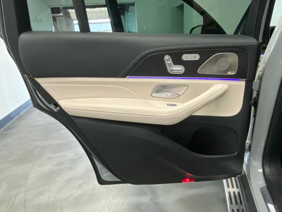 Used 2024 Mercedes-Benz GLS 63 AMG 4MATIC image 15