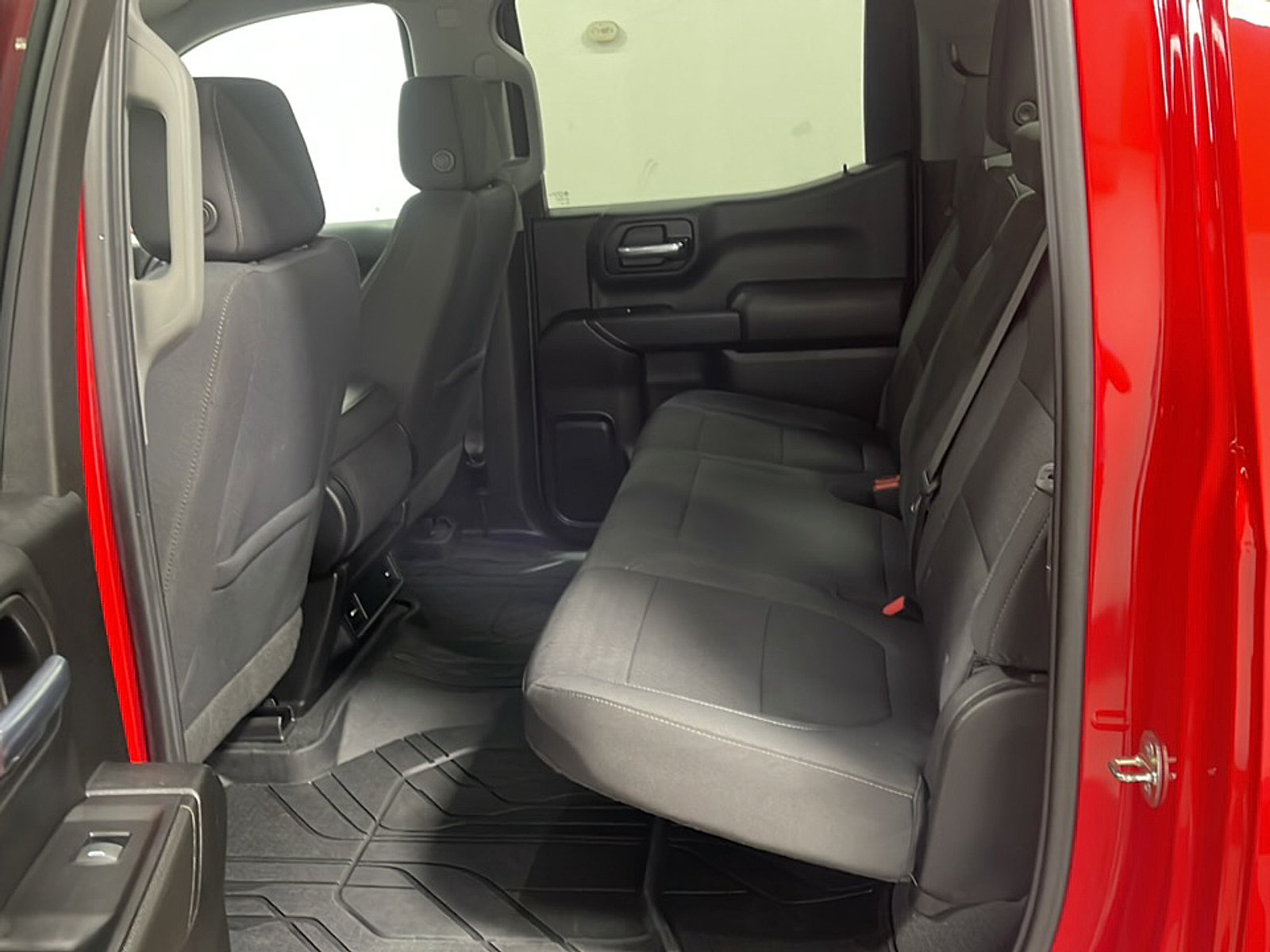 Used 2022 Chevrolet Silverado 1500 Custom w/ LPO, Dark Essentials Package AWD/4WD image 13