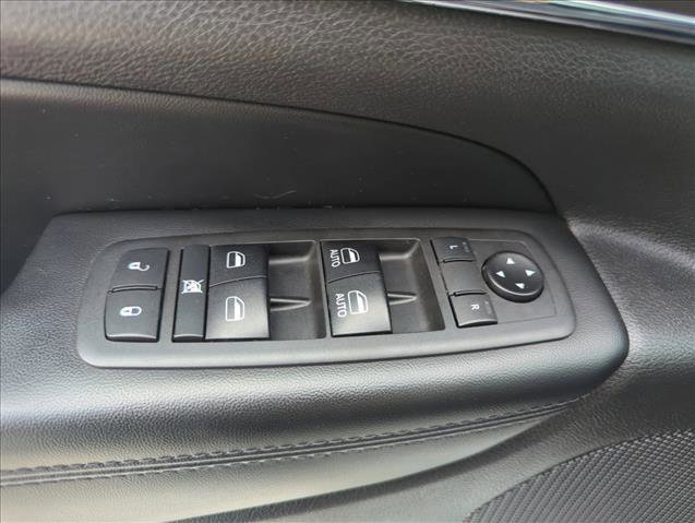 Used 2018 Jeep Grand Cherokee Limited RWD image 27