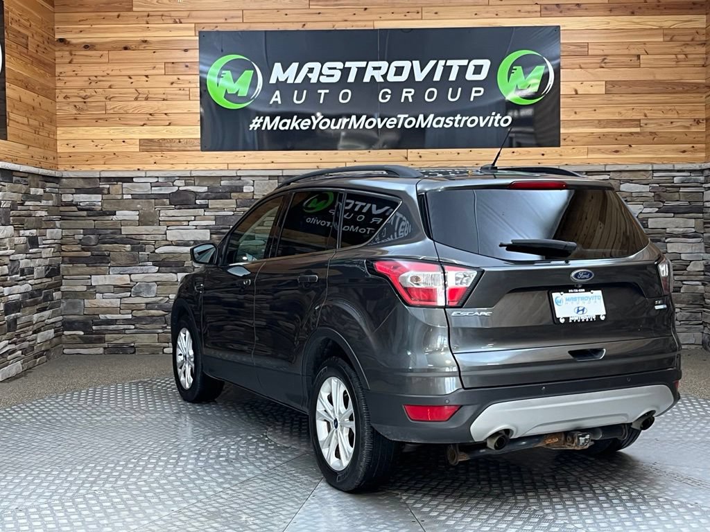 Used 2017 Ford Escape SE w/ SE Leather Comfort Package AWD/4WD image 19