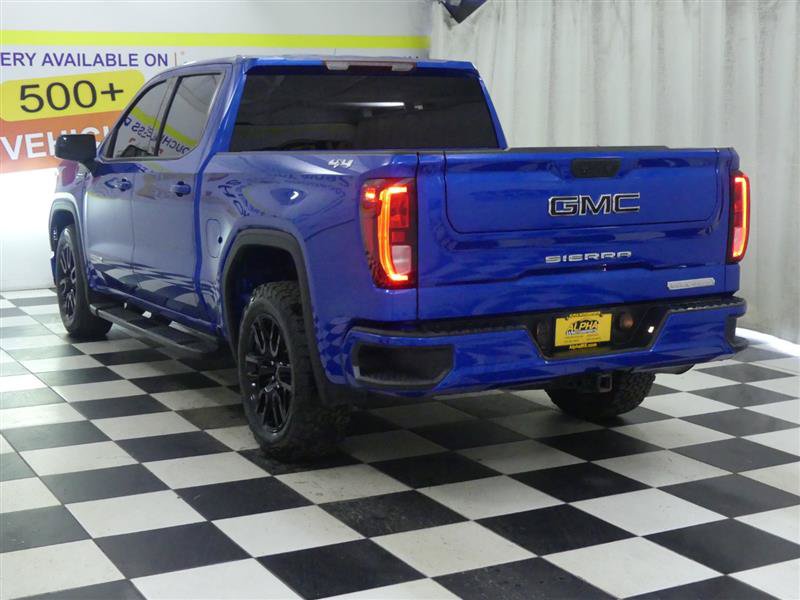 Used 2022 GMC Sierra 1500 Elevation w/ LPO, Elevation Black Package AWD/4WD image 4