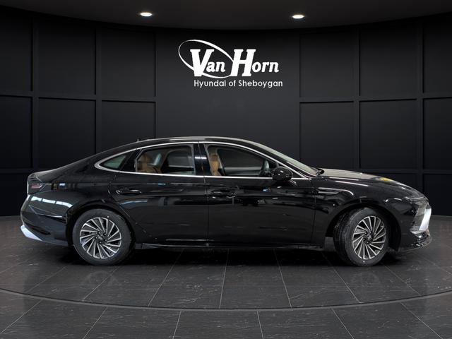 New 2026 Hyundai Sonata Limited image 2