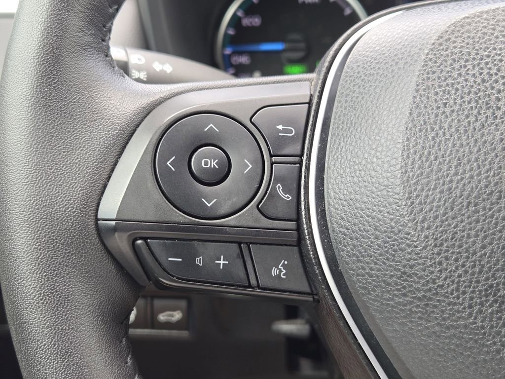 Certified 2022 Toyota RAV4 SE w/ Convenience Package image 30