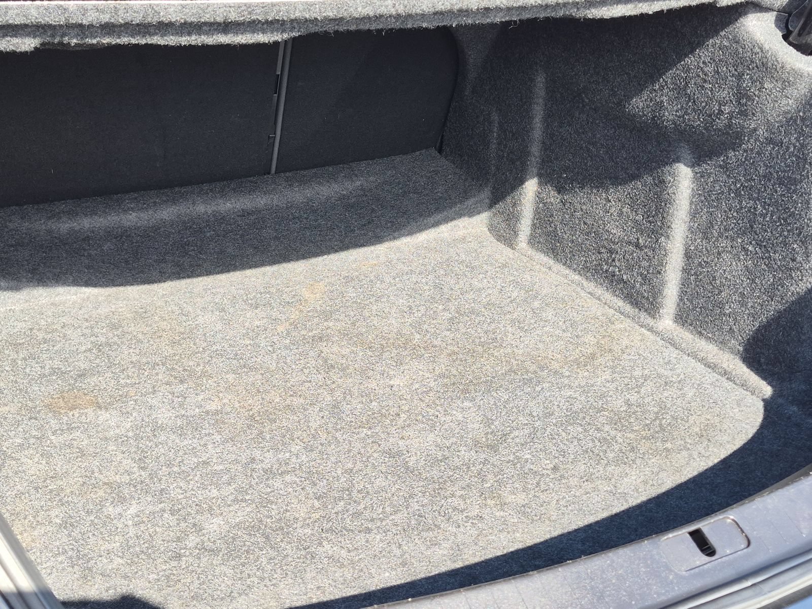 Used 2018 Chevrolet Impala LT FWD image 32
